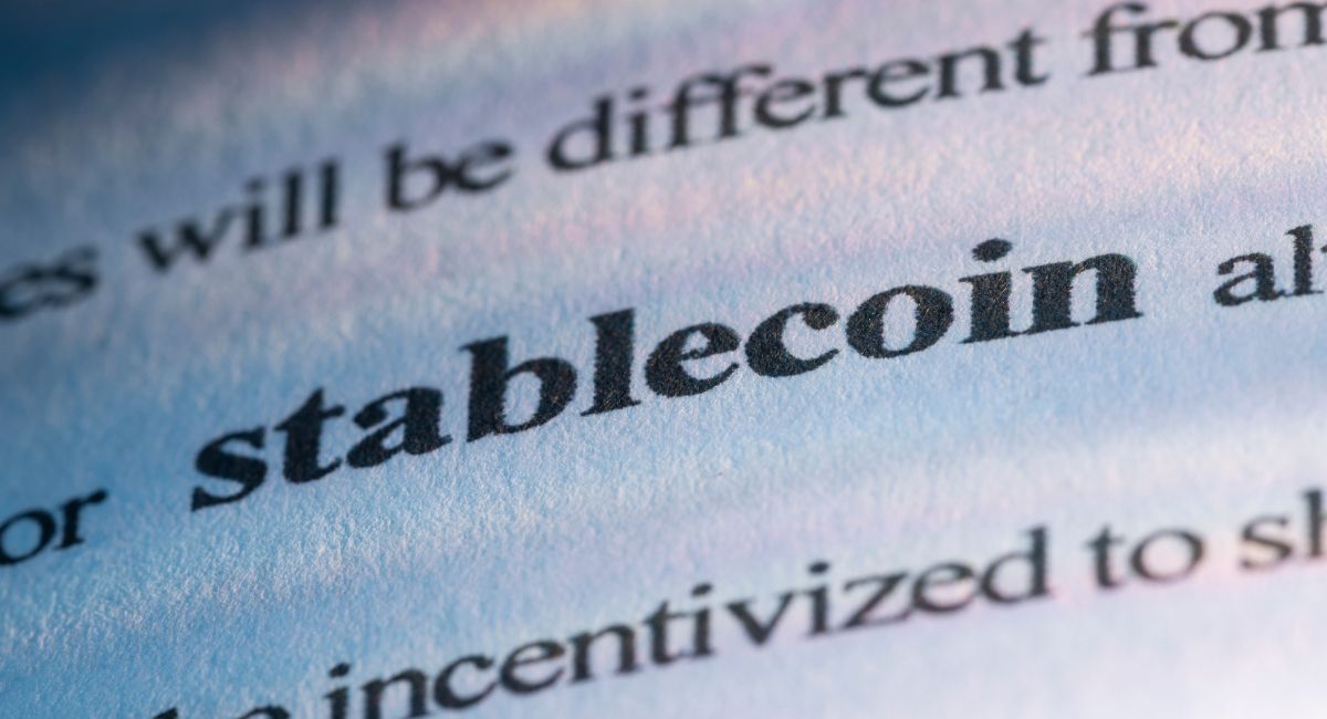 Algorithmic stablecoins a stablecoin is a cryptocurrency unit whose value is linked to an external asset, such as the us dollar or gold to ensure price stability.