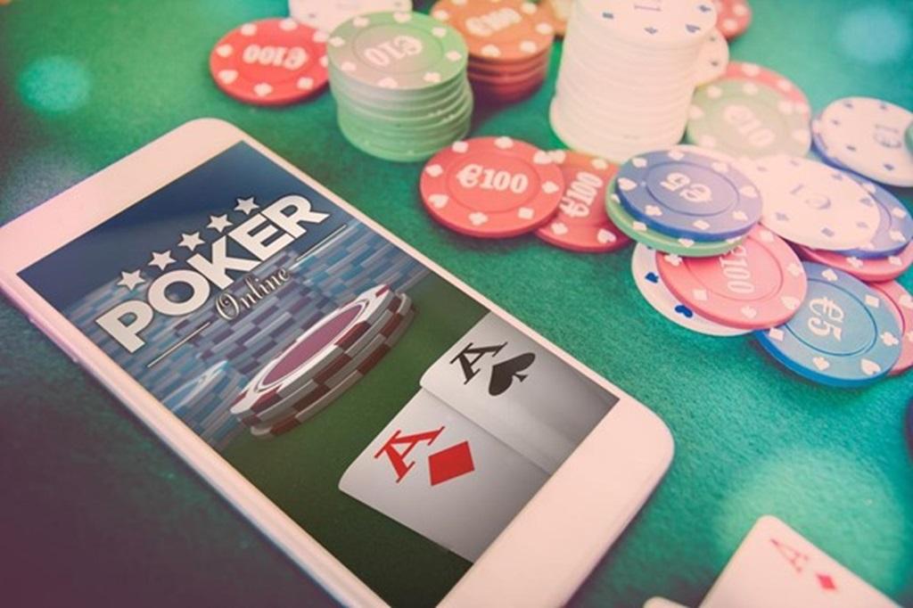 Can you play poker for real money online in canada