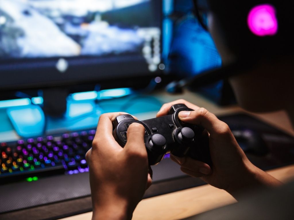 Top 5 ways to avoid risks in crypto gaming market