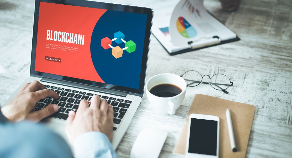 Top 3 advantages of blockchain as supply chain command